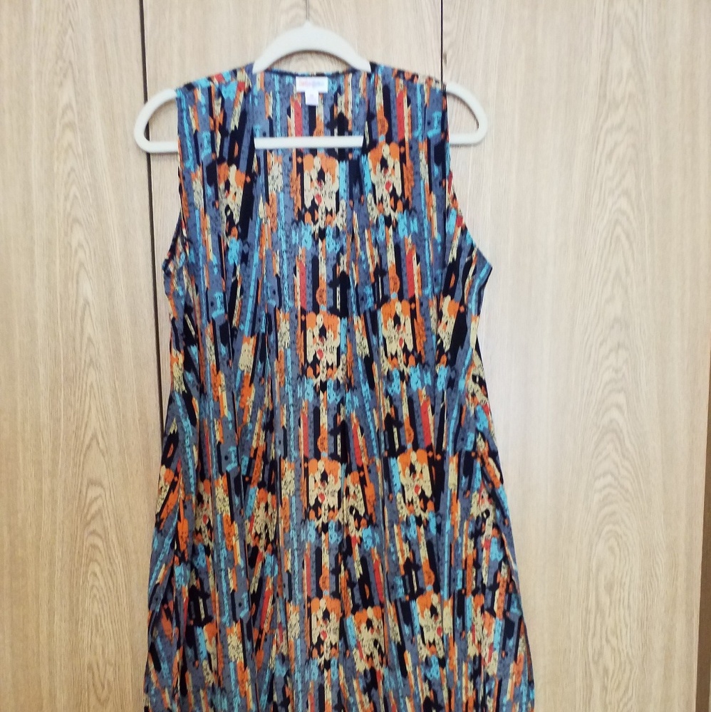 NWOT Lularoe Joy Vest, Size Sm